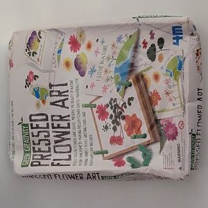 Green Creativity Pressed Flower Art